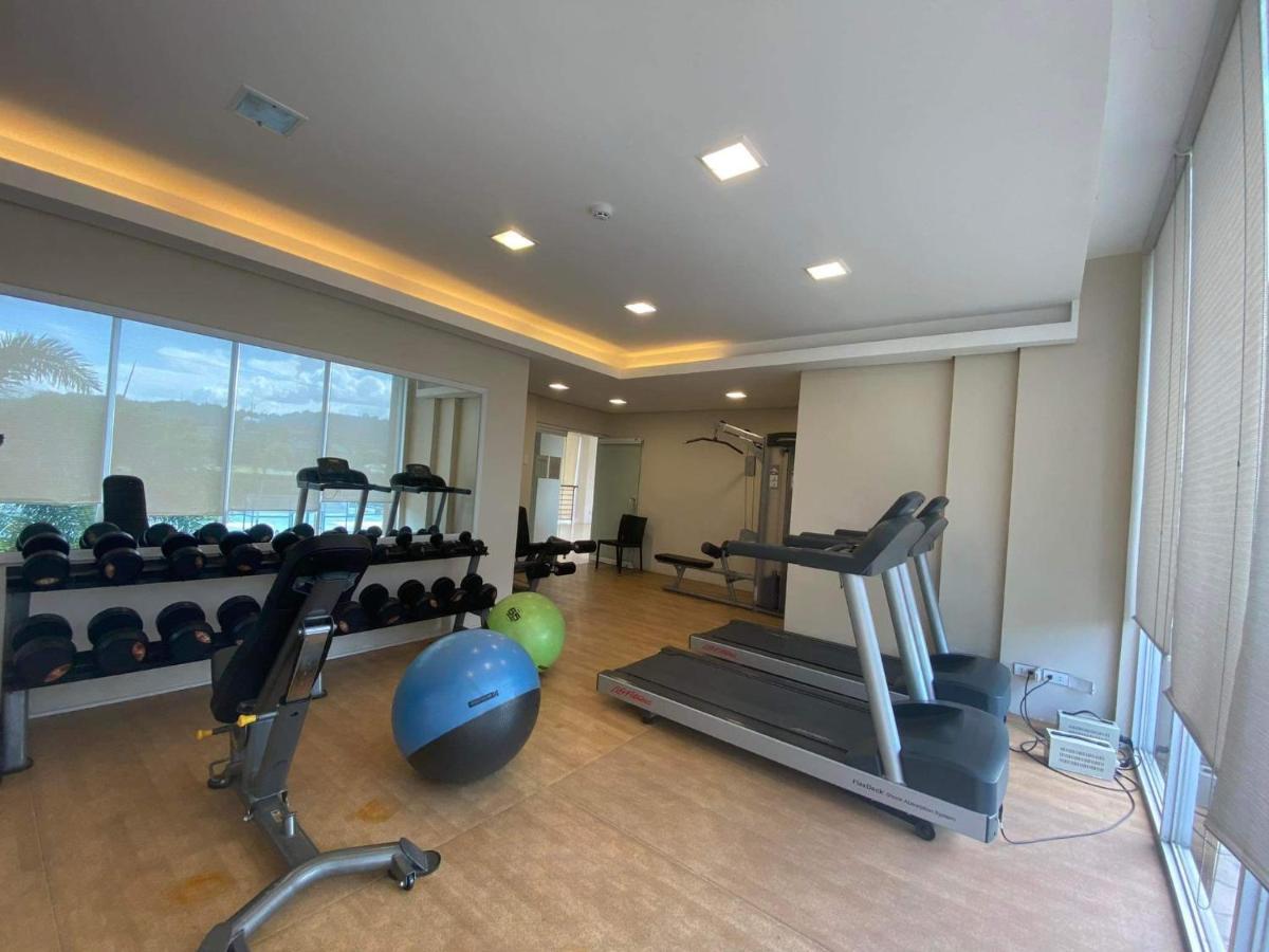 Entire 2Br Condo Unit@8 Spatial Condominium Davao Экстерьер фото